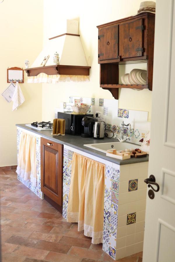 カステッランマーレ・ディ・スタービアEmy'S Country Houseアパートメント エクステリア 写真